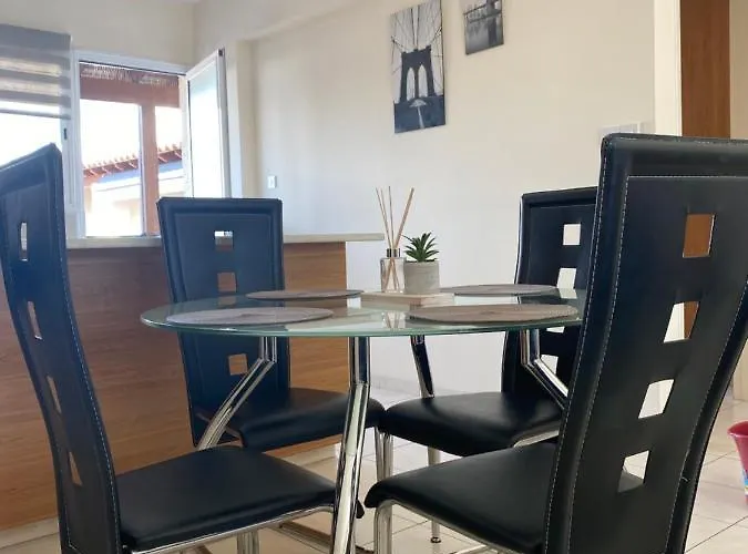 公寓 Melania Gardens *